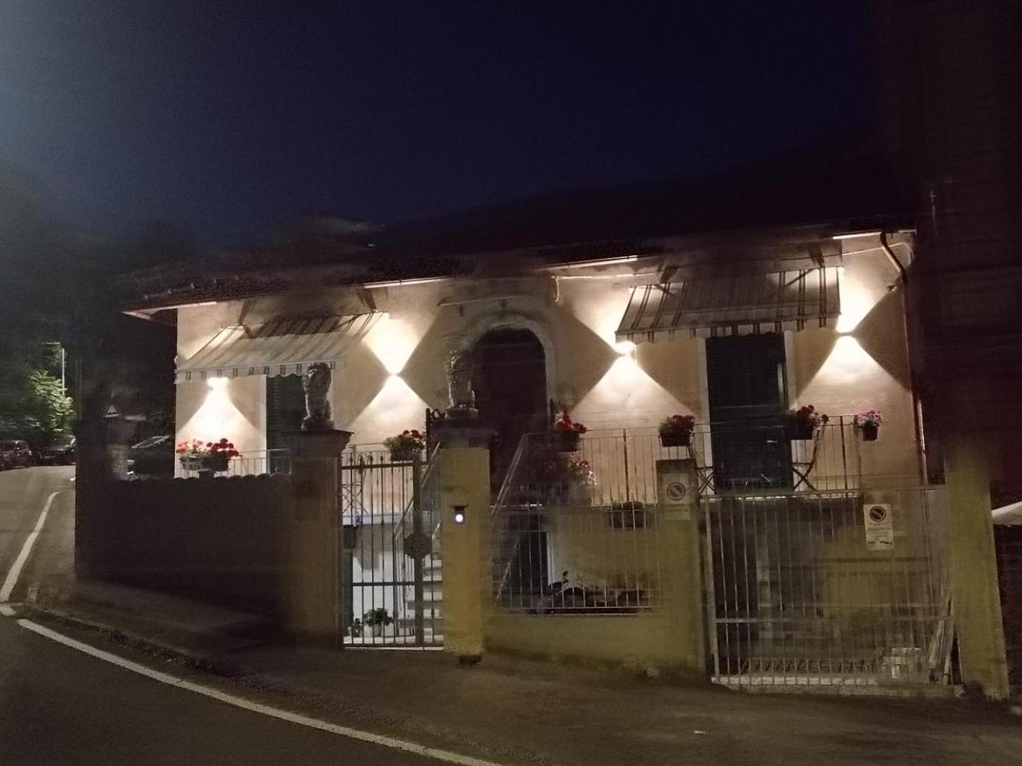La Maison Du Lion 斯培西亚 外观 照片